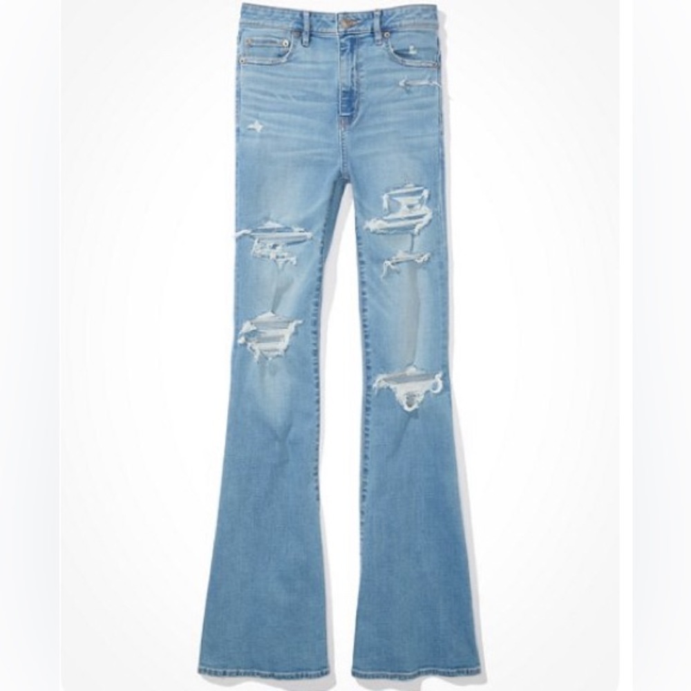 COPY - AMERICAN EAGLE. RIPPED SUPER HI-WAISTED FLARE JEANS